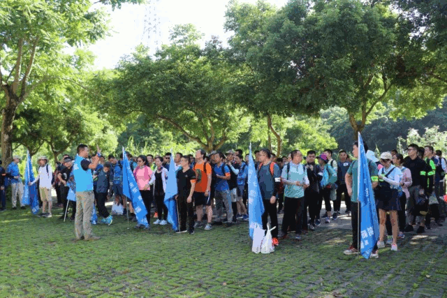 金年会官方网站研究院团建2.gif